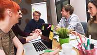 Zeit für Konferenz Zeit für Konferenz